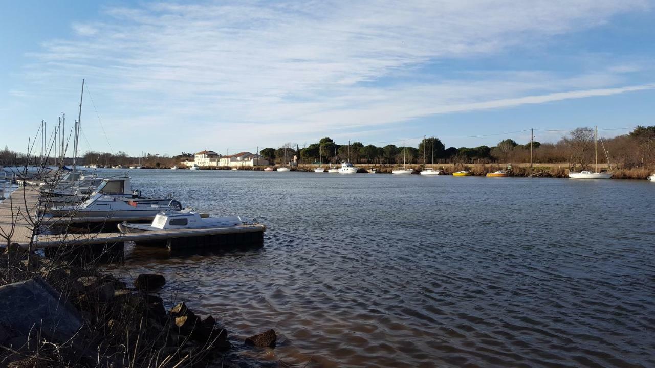 Ferienwohnung Les Lauriers Agde Exterior foto